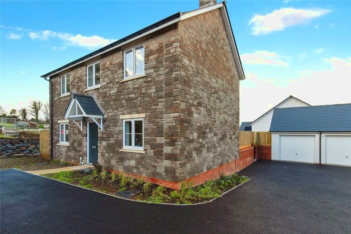 4 Bedroom Detached House For Sale In Five Lanes, Launceston, Cornwall, PL15