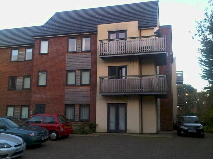 2 Bedroom Flat To Rent In Mere Drive, Swinton, Manchester, M27