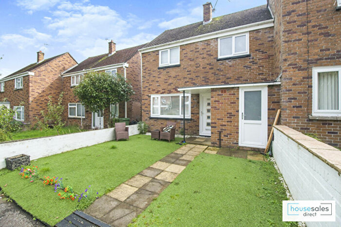 2 Bedroom End Of Terrace House For Sale In Lime Street St. Athan, Barry, CF62