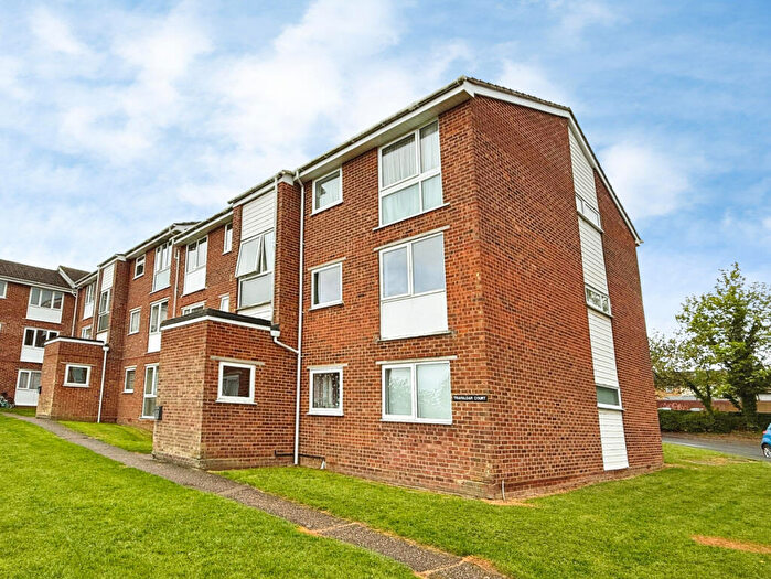 2 Bedroom Flat To Rent In Trafalgar Court, Braintree, CM7