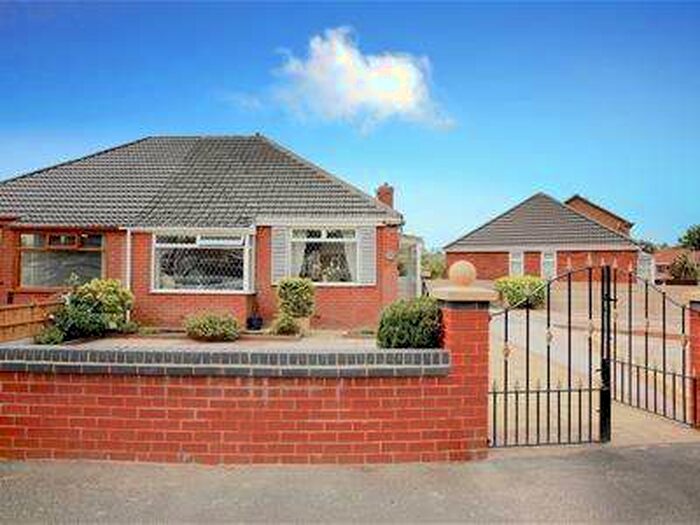 2 Bedroom Semi-Detached Bungalow To Rent In Thorn Avenue, Failsworth, Manchester, M35