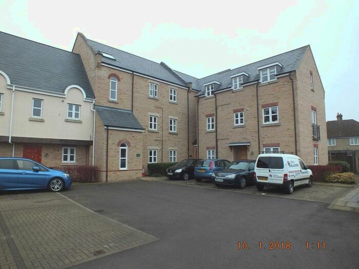 1 Bedroom Flat To Rent In Centra House, St Neots, PE19