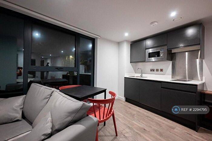 Studio To Rent In Low Hill, Liverpool, L6