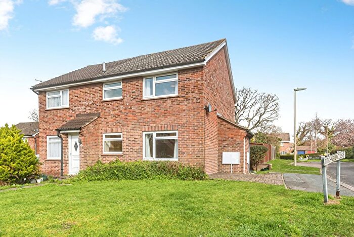 1 Bedroom End Terrace House For Sale In Titchfield Close, Tadley, Hampshire, RG26