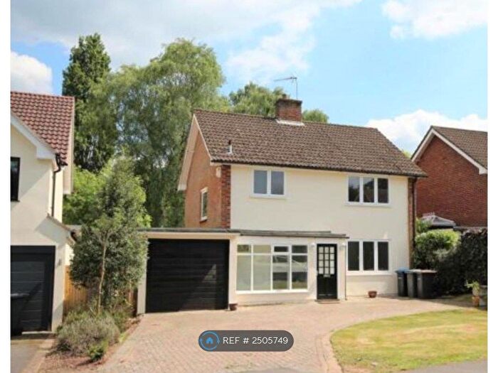4 Bedroom Detached House To Rent In Oak Tree Close, Virginia Water, GU25