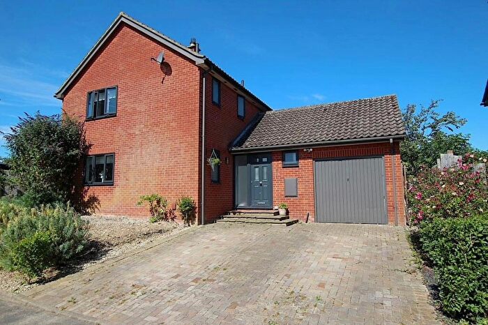 3 Bedroom Detached House For Sale In Croft Close, Wickhambrook, Suffolk, CB8