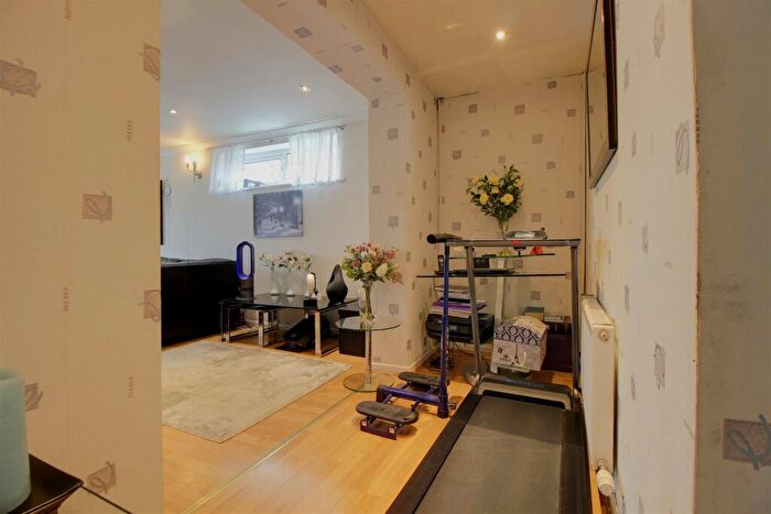 3 Bedroom Detached Bungalow For Sale In Kaybourne Crescent, Gloucester, GL3