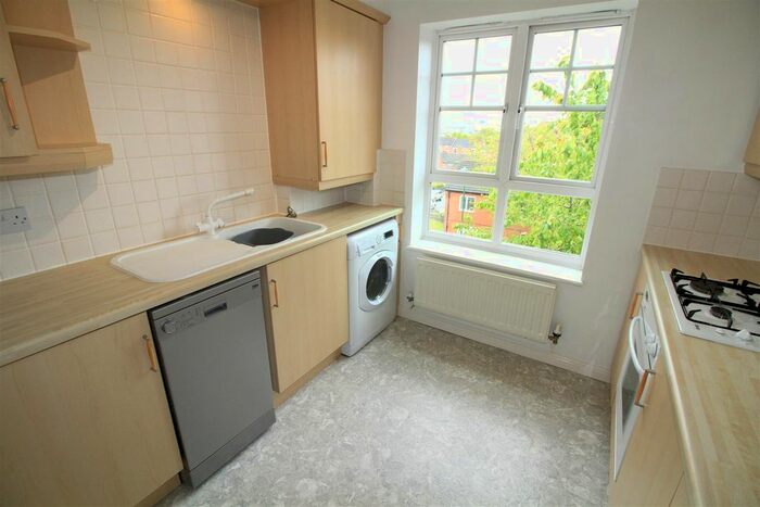 2 Bedroom Flat To Rent In Walter Street, Nottingham, NG7