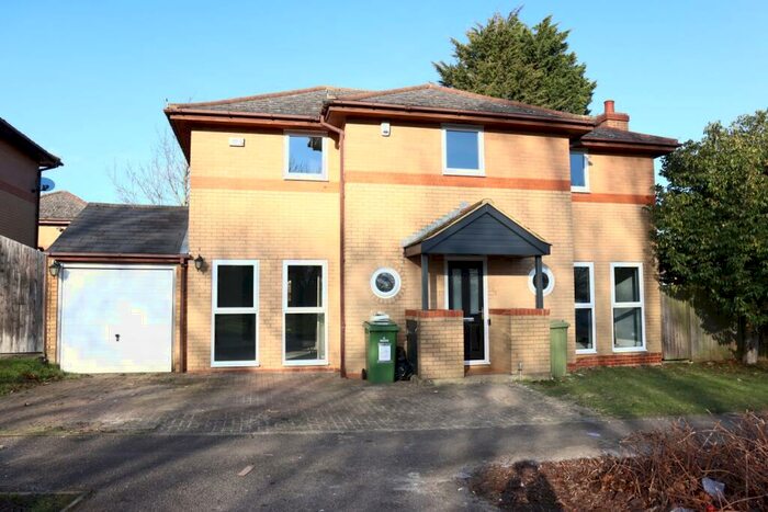 4 Bedroom Detached House To Rent In Lloyds, Coffee Hall, Milton Keynes, Buckinghamshire, MK6