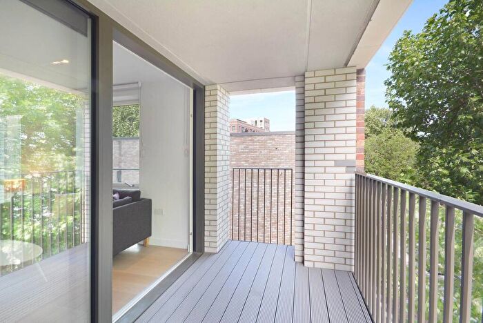 1 Bedroom Flat To Rent In Wansey Street, Elephant And Castle, SE17