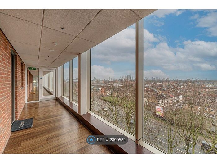 2 Bedroom Flat To Rent In Pioneer Court, London, E16