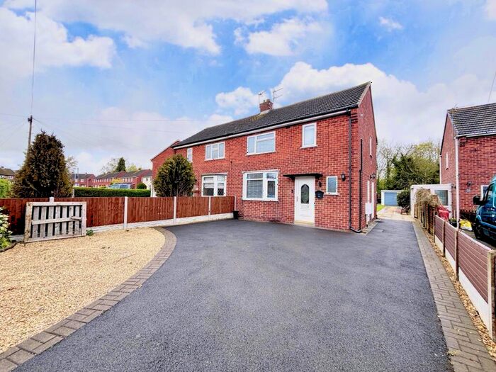 2 Bedroom Semi-Detached House To Rent In New Road, Hilton, DE65