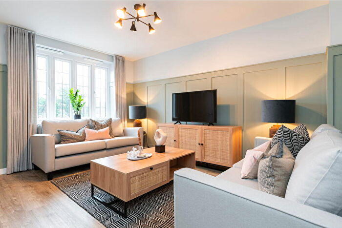 3 Bedroom Semi-Detached House For Sale In High Street, Walton, Felixstowe, IP11