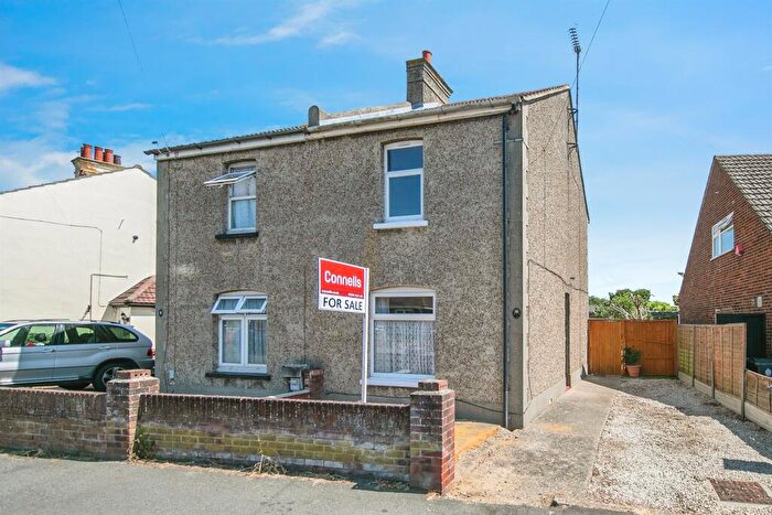 2 Bedroom Semi-Detached House For Sale In Coopers Lane, Clacton-On-Sea, CO15