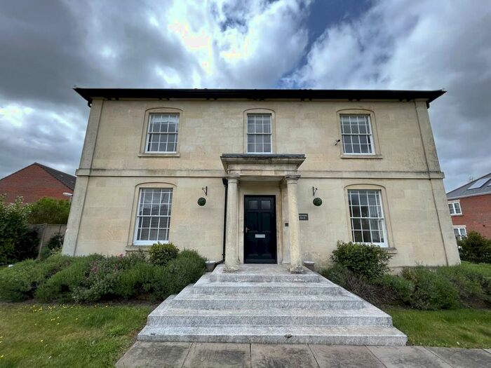 5 Bedroom Property To Rent In Frogmore Road, Westbury, Wiltshire, BA13