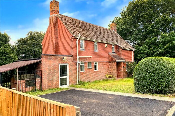 4 Bedroom Detached House To Rent In Dappers Lane, Angmering, West Sussex, BN16