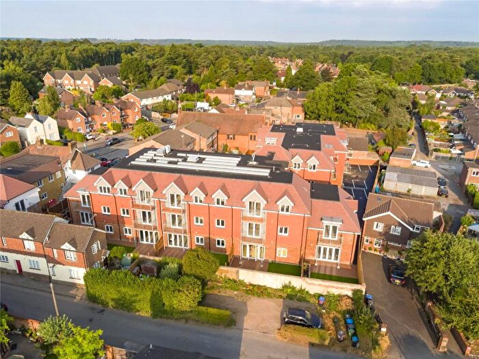 2 Bedroom Flat For Sale In Connaught Place, Connaught Road, Woking, Surrey, GU24
