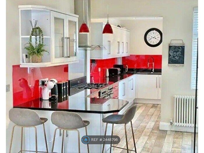 2 Bedroom Terraced House To Rent In Montague Street, York, YO23