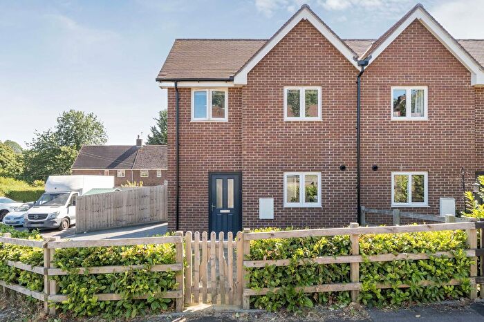 1 Bedroom Semi-Detached House For Sale In Stanmore Lane, Winchester, SO22