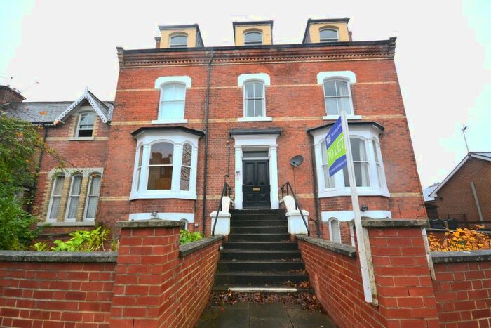 2 Bedroom Flat To Rent In Pierremont Crescent, Darlington, DL3