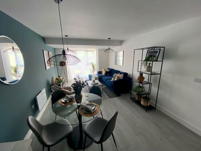 1 Bedroom Apartment To Rent In Marlowes, Hemel Hempstead, HP1