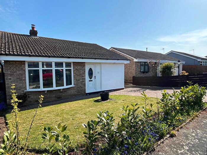 2 Bedroom Bungalow For Sale In Harewood Close, Morton On Swale, North Yorkshire, England, DL7