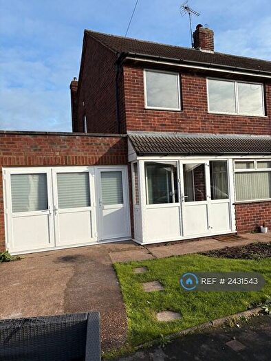3 Bedroom Semi-Detached House To Rent In Chatsworth Avenue, Radcliffe-On-Trent, Nottingham, NG12