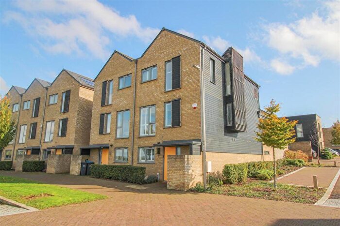 4 Bedroom Semi Detached House For Sale In High Chase, Newhall, Harlow, CM17