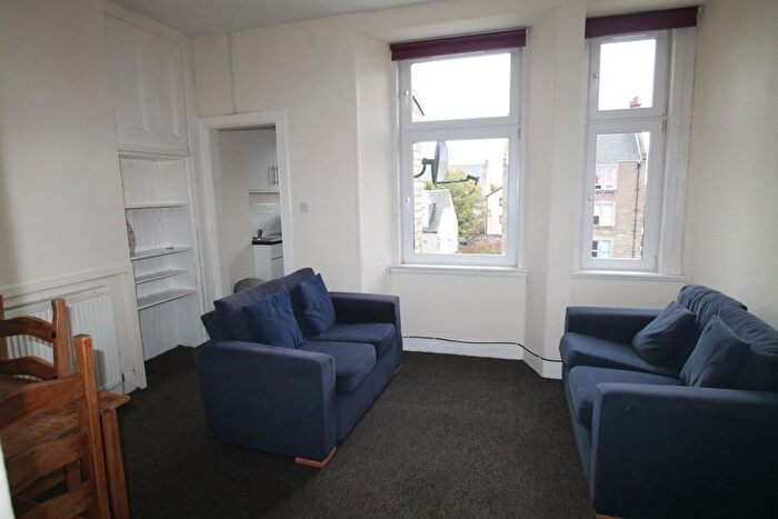 2 Bedroom Flat To Rent In North George Street, Dundee, DD3