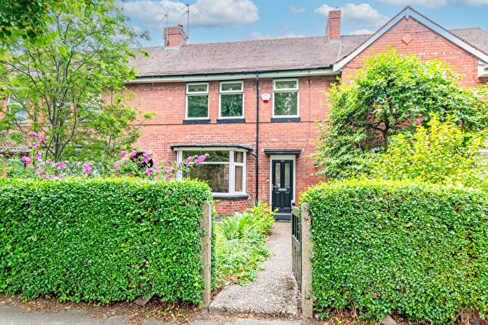 3 Bedroom Terraced House For Sale In Burton Stone Lane, York, YO30