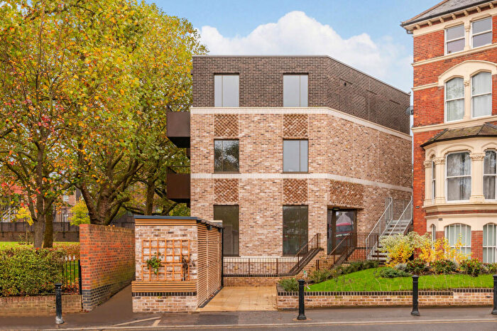 1 Bedroom Flat To Rent In Friern Road, East Dulwich, SE22