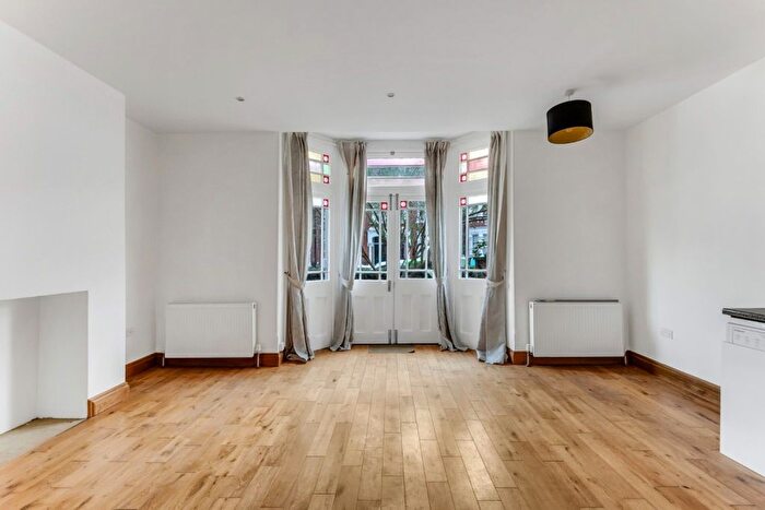1 Bedroom Flat To Rent In Hillfield Road, West Hampstead, NW6