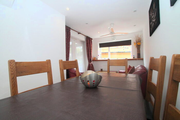 1 Bedroom Apartment To Rent In Greenwood Drive, Redhill, RH1