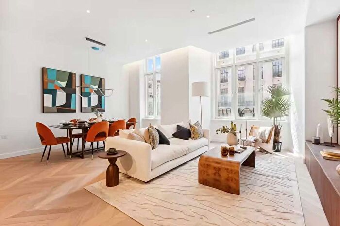 2 Bedroom Flat To Rent In Fitzrovia, W1W