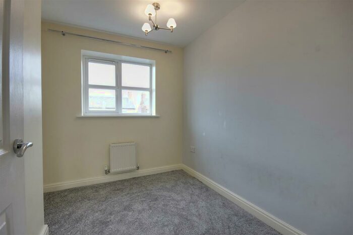 3 Bedroom Terraced House For Sale In Claytons Fold, Gilberdyke, HU15