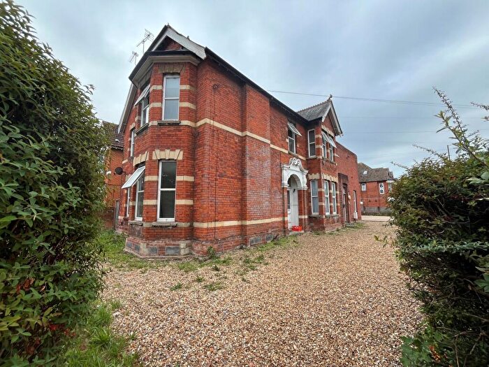 1 Bedroom Apartment To Rent In Hill Lane, Central Southampton, SO15
