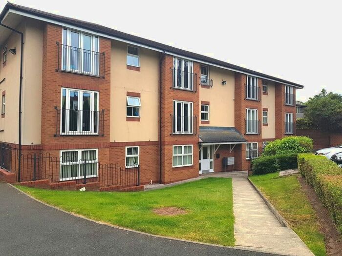 2 Bedroom Flat To Rent In Hillcrest Court, Wallasey, CH44