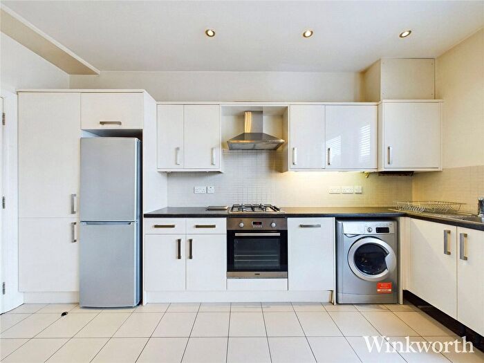 2 Bedroom Flat To Rent In South Ealing Road, South Ealing, London, Ealing, W5