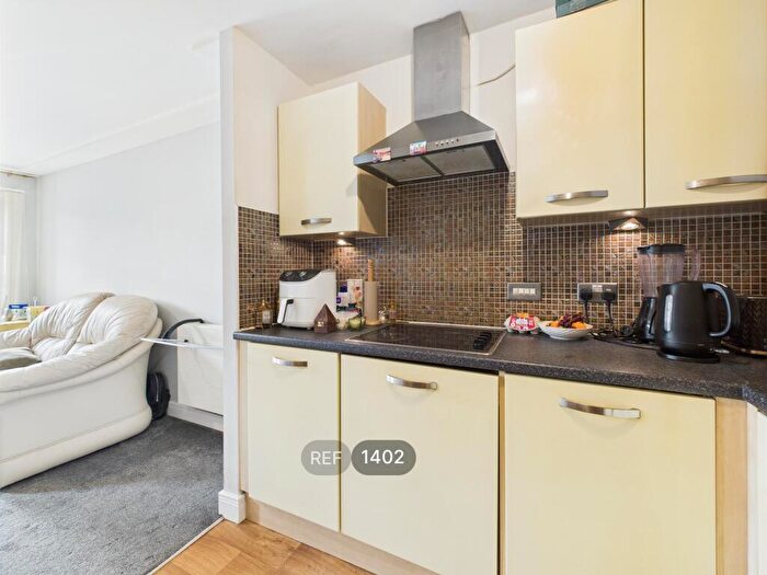 2 Bedroom Apartment To Rent In City Central, Wright Street, Hull, HU2