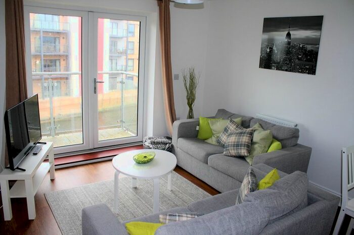 2 Bedroom Flat To Rent In Cressy Quay, Chelmsford, CM2