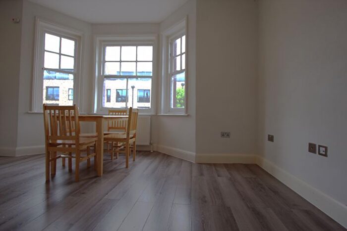 1 Bedroom Flat To Rent In Seven Sisters Road, London, N7