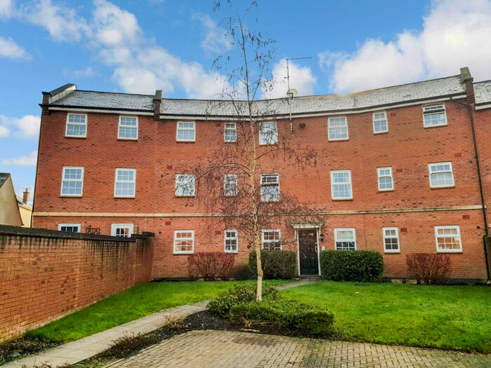 2 Bedroom Apartment To Rent In Claydon Road, Swindon, Wiltshire, SN25