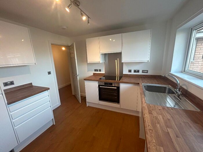 3 Bedroom Apartment To Rent In Wimbrick Court, Wimbrick Hey, CH46