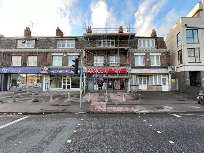 1 Bedroom Flat To Rent In Seaside, Eastbourne, East Sussex, BN22
