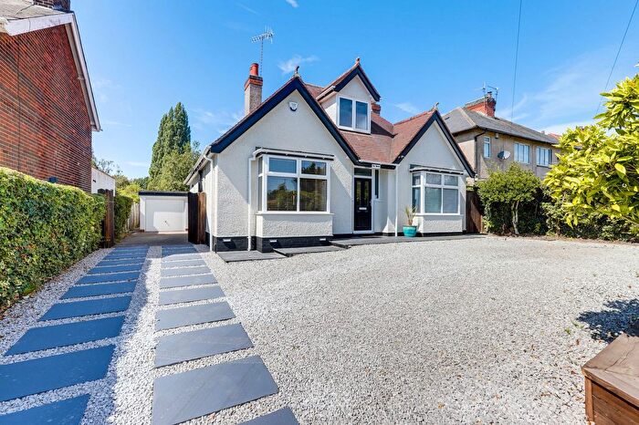 2 Bedroom Detached Bungalow For Sale In Nottingham Road, Hucknall, NG15