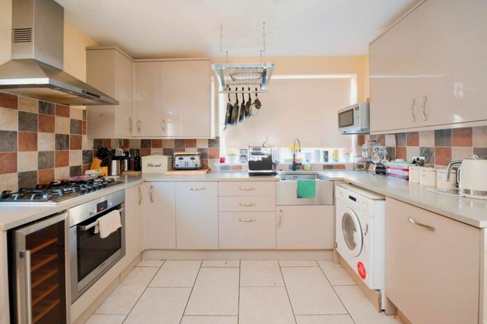 4 Bedroom House To Rent In Hillrise Road, Romford, RM5