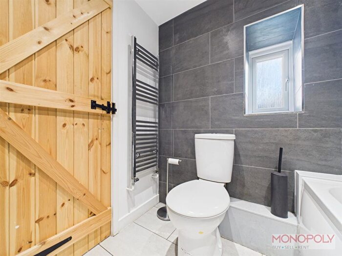2 Bedroom Cottage For Sale In Wrexham Road, Marchwiel, Wrexham, LL13