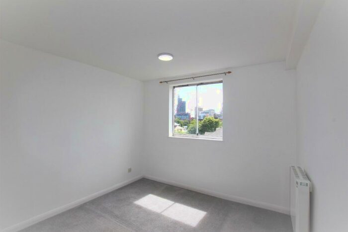 1 Bedroom Flat To Rent In Tavistock Road, Croydon, London, CR0