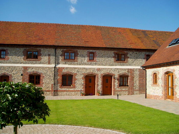 2 Bedroom Barn Conversion To Rent In Basing Park, Privett, GU34