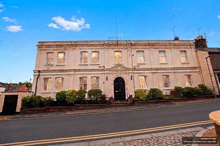 3 Bedroom Apartment To Rent In Ravens Lane, Berkhamsted, HP4